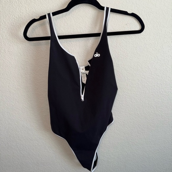 ALO Yoga Black and White Bodysuit - Picture 3 of 3